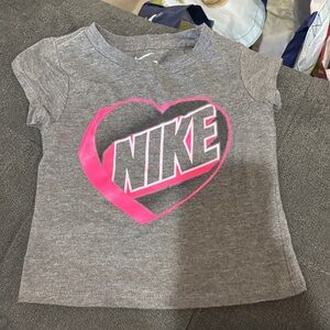 Nike girls shirt
